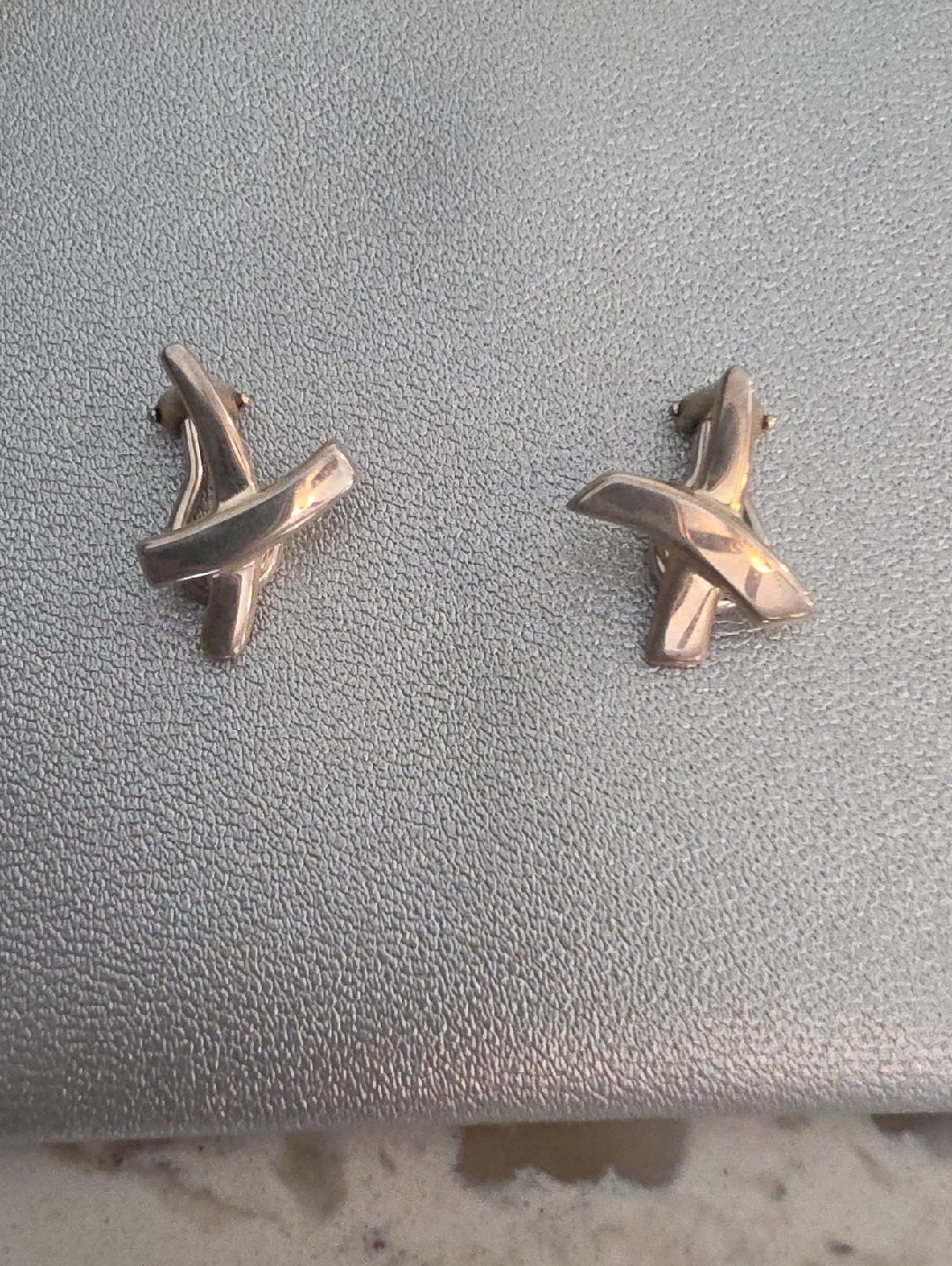 Tiffany And Co. 925 Silver Paloma Picasso Crossed Ribbon Clip-On Earrings